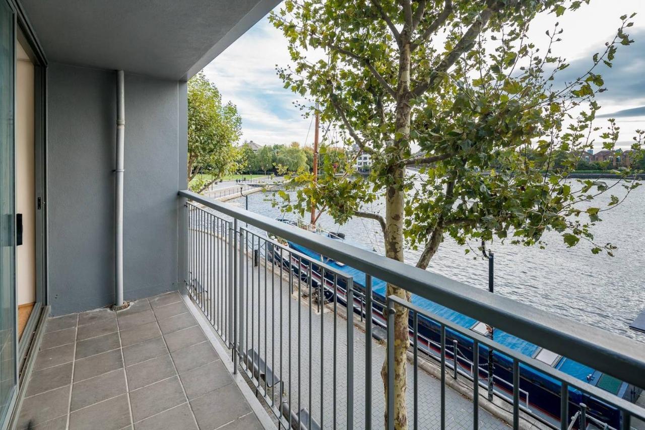 Bright 2 Bed 2 Bath Near Canary Wharf Appartement Londres