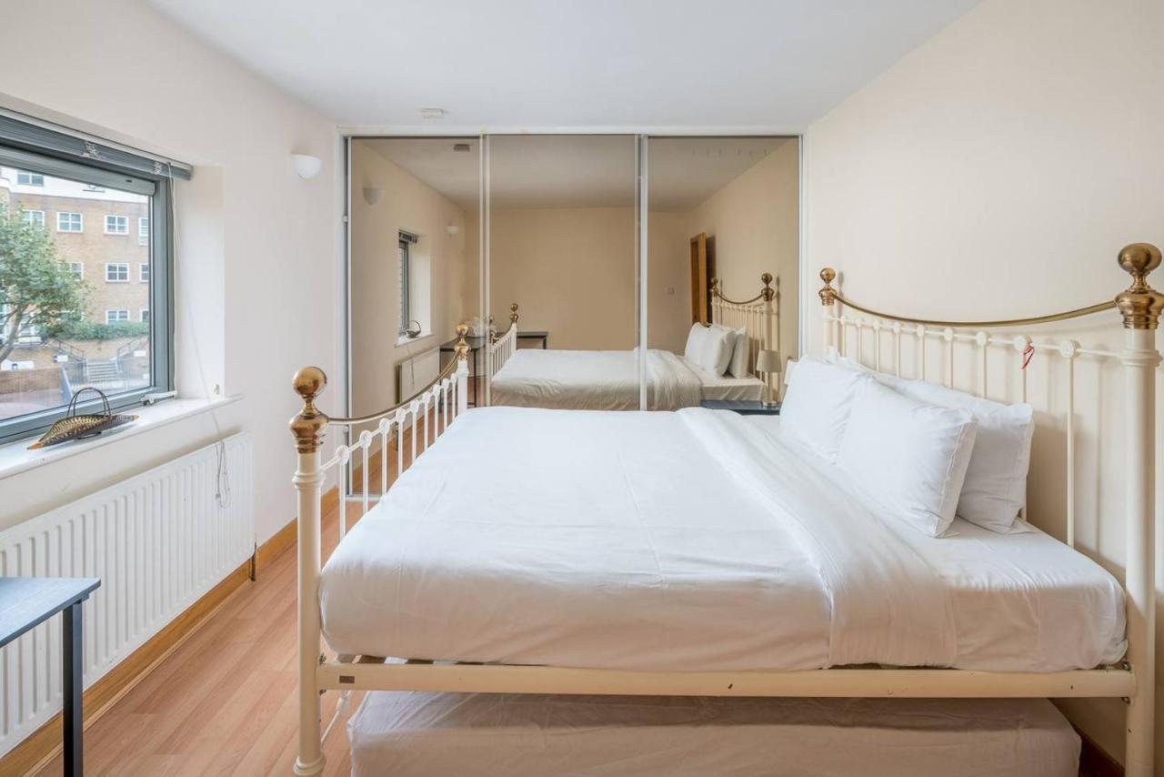 Bright 2 Bed 2 Bath Near Canary Wharf * Londres